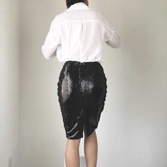 Black Sequins midi skirt - Picture 6 of 6